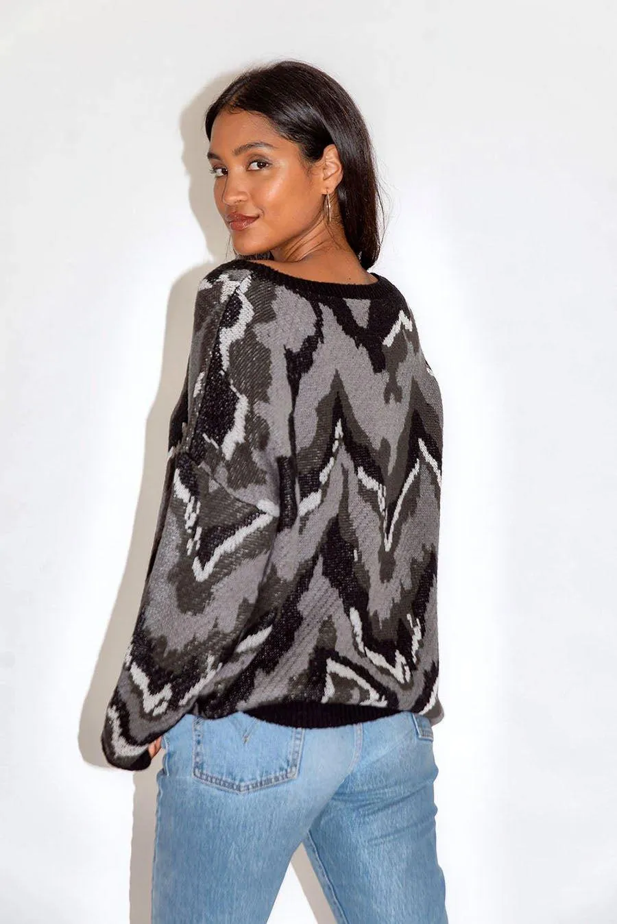 Abstract Grey Tones Jumper - Shop Liquorish's Collection