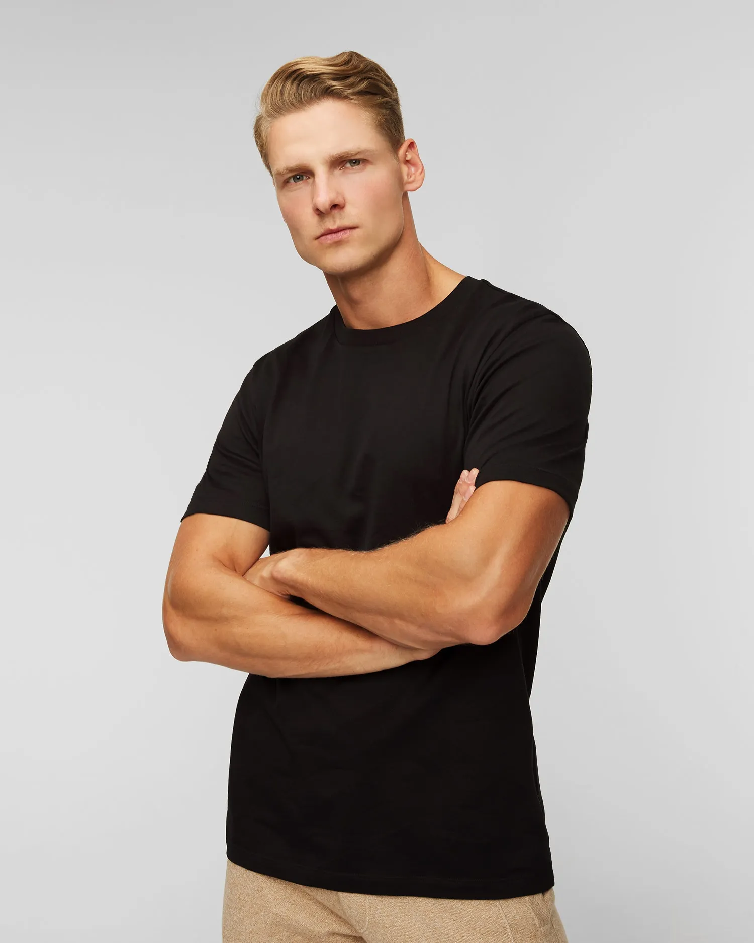 Black T-shirt with Hugo Boss Tiburt monograms 50495728-1