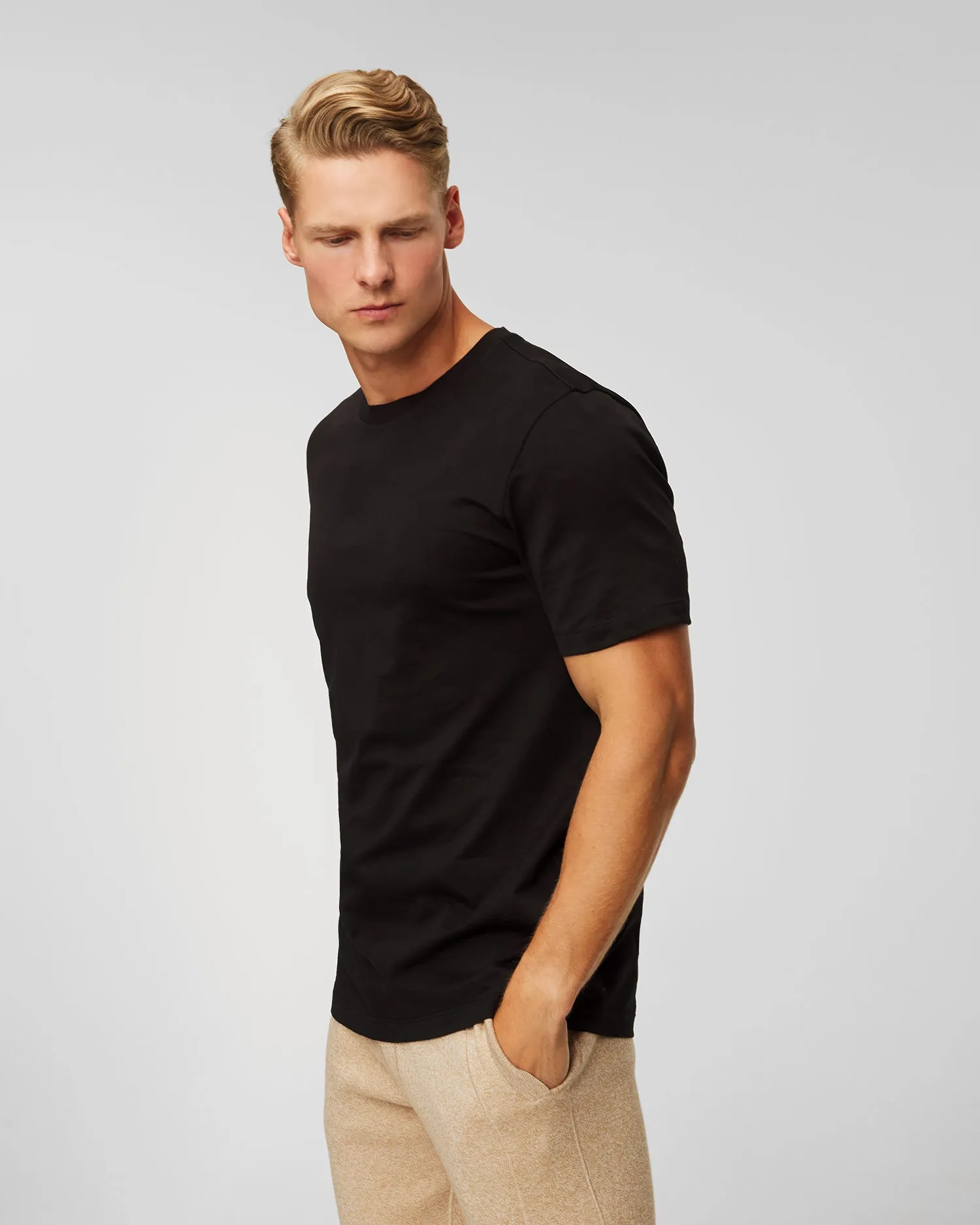 Black T-shirt with Hugo Boss Tiburt monograms 50495728-1