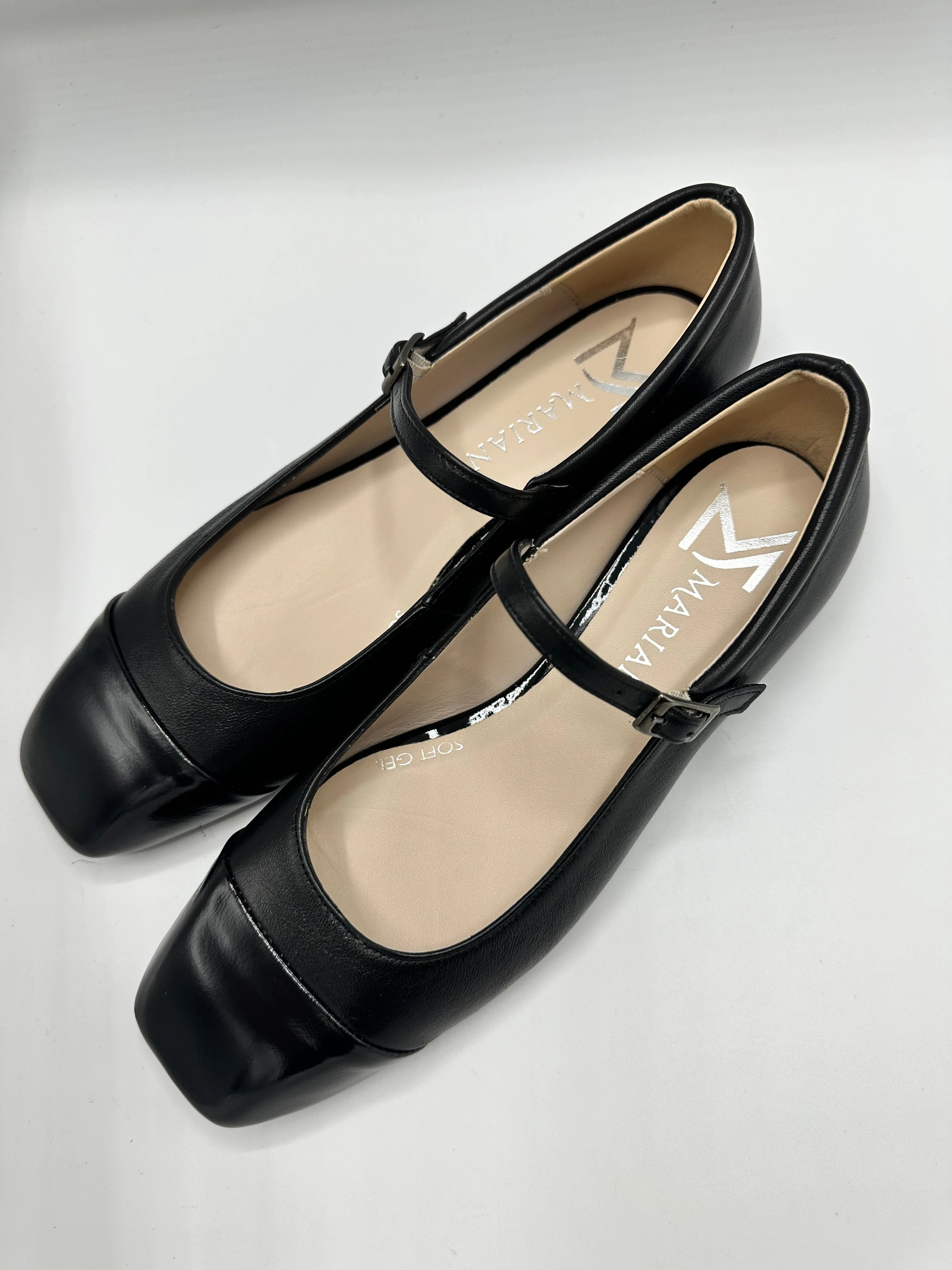 BLACK TONAL BALLET FLAT WITH STRAP - MARIAN