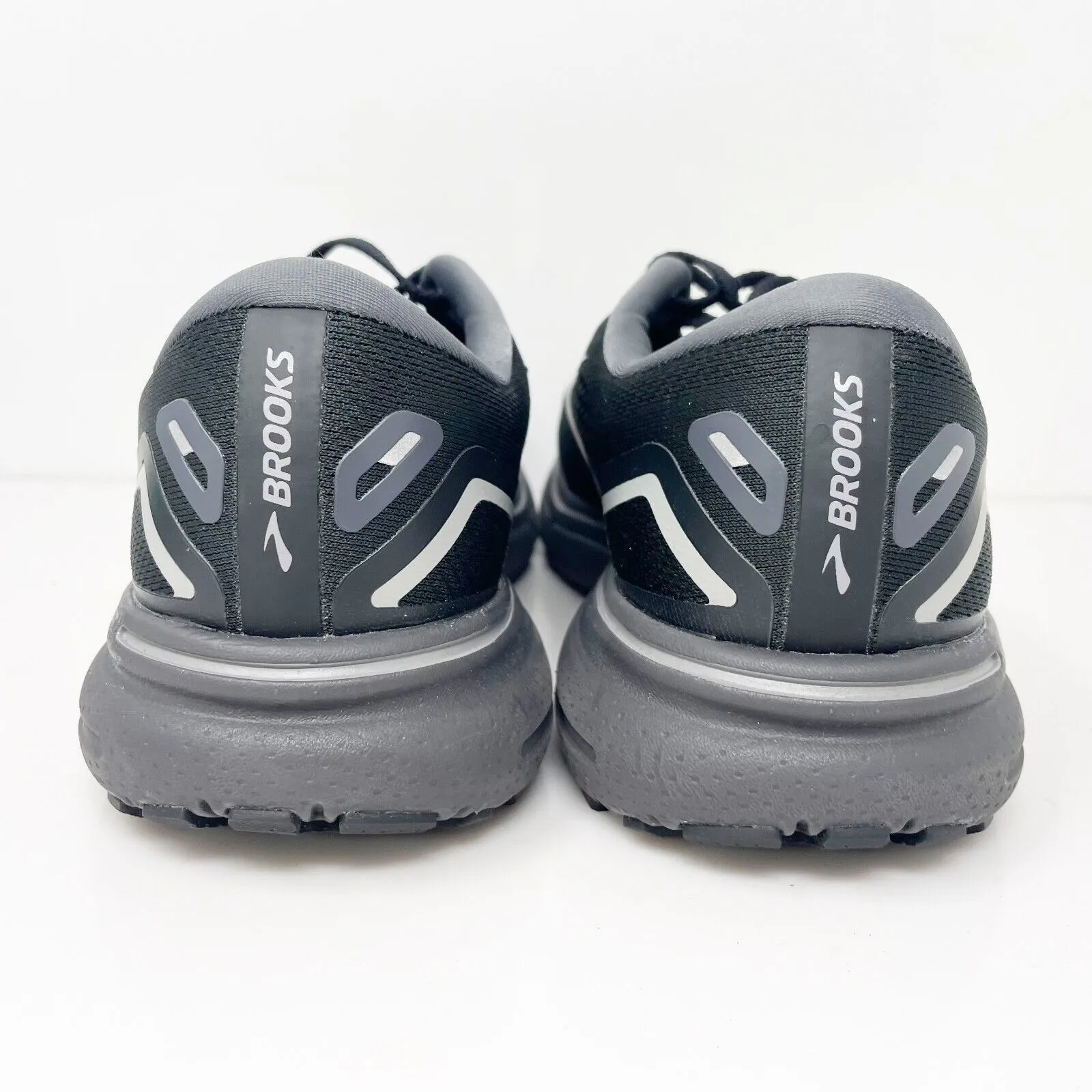 Brooks Womens Ghost 15 GTX 1203821B022 Black Running Shoes Sneakers Size 7 B