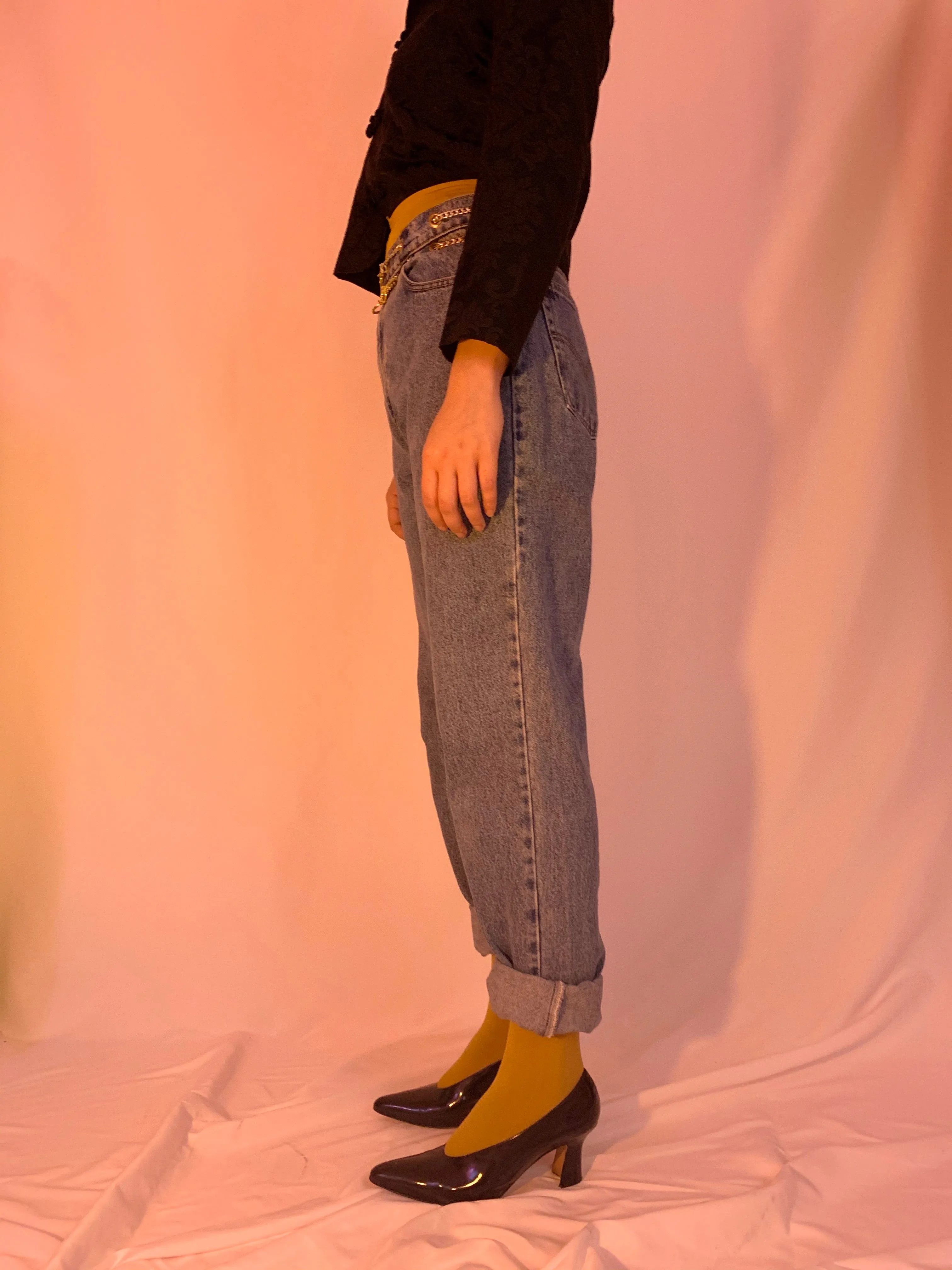 Chain belt high rise tapered jeans - Top search result.