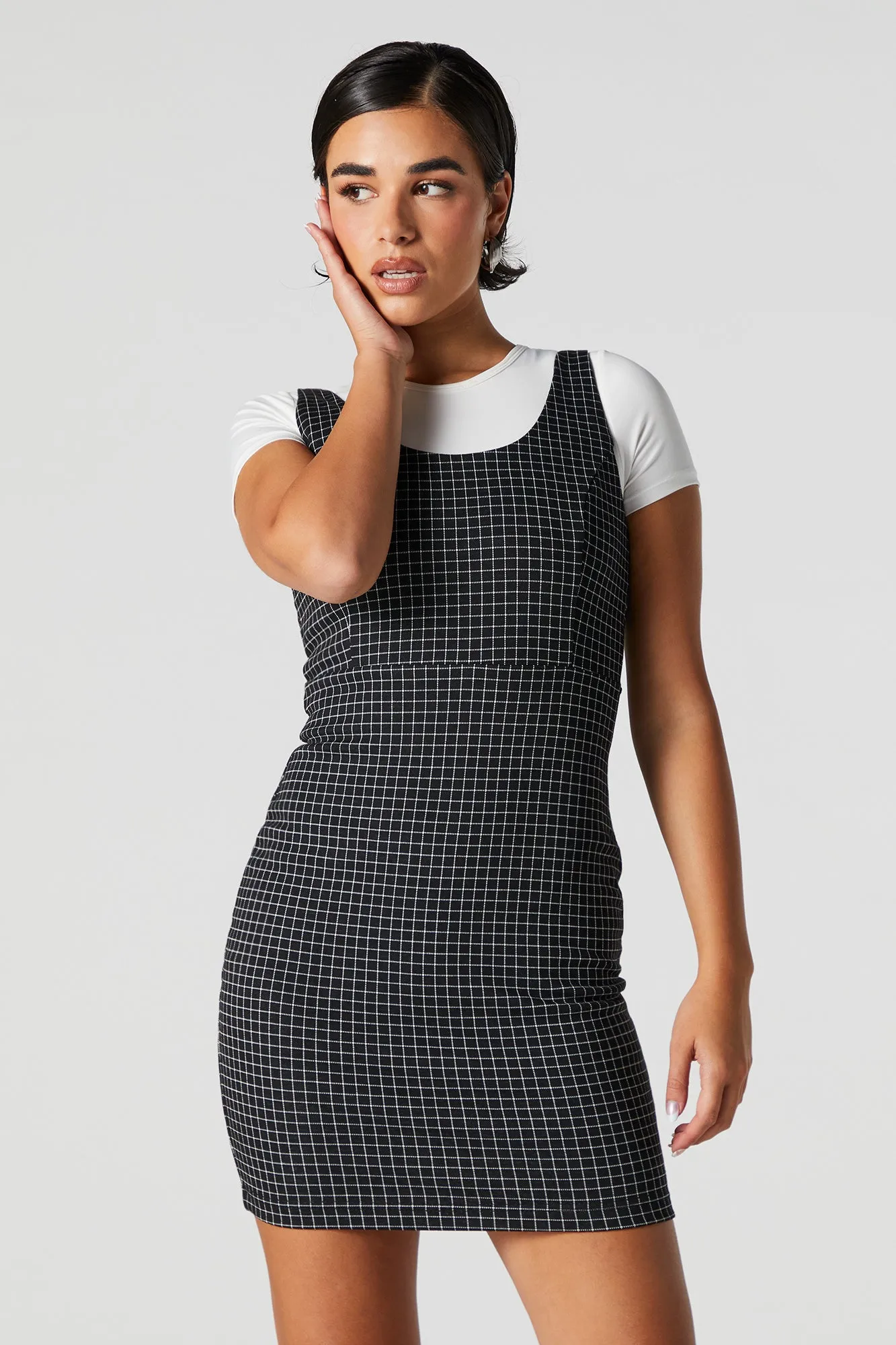 Patterned Scoop Neck Short Dress