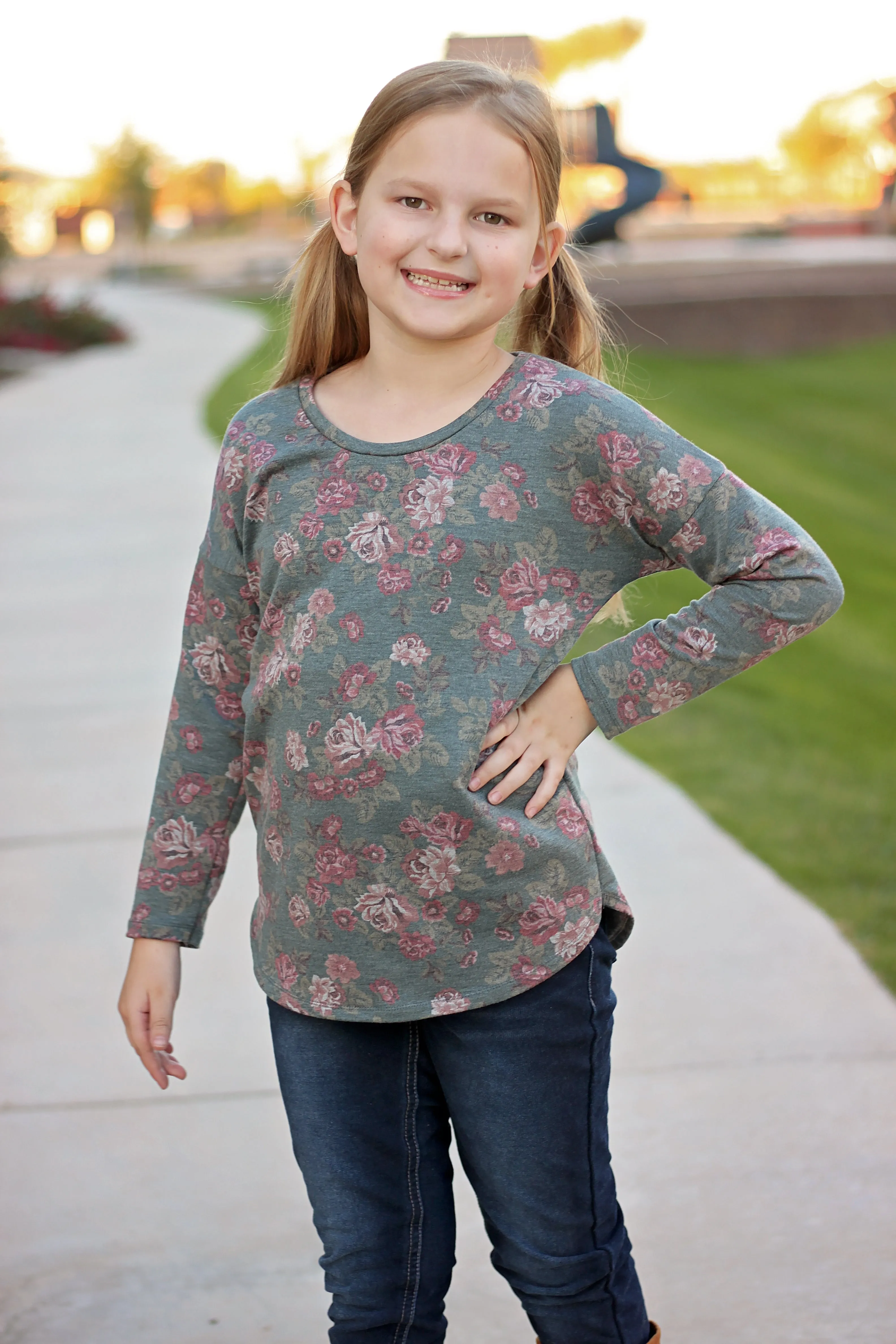 Cloud 9 Tee Pattern Girls 2T-14 Years PDF