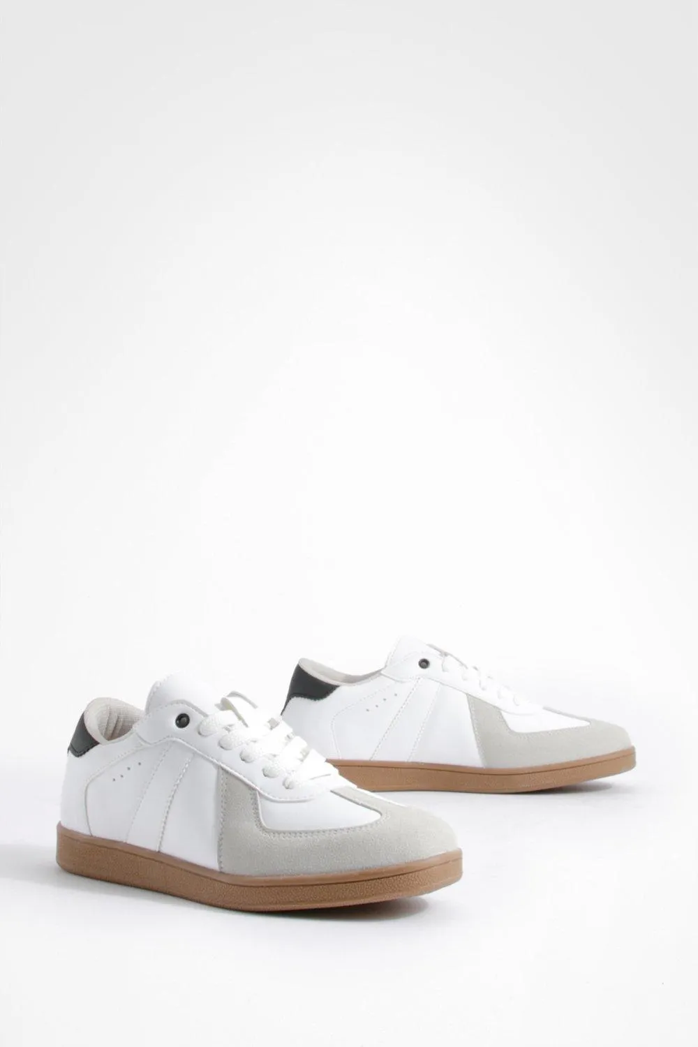 Contrast Panel Gum Sole Flat Sneakers