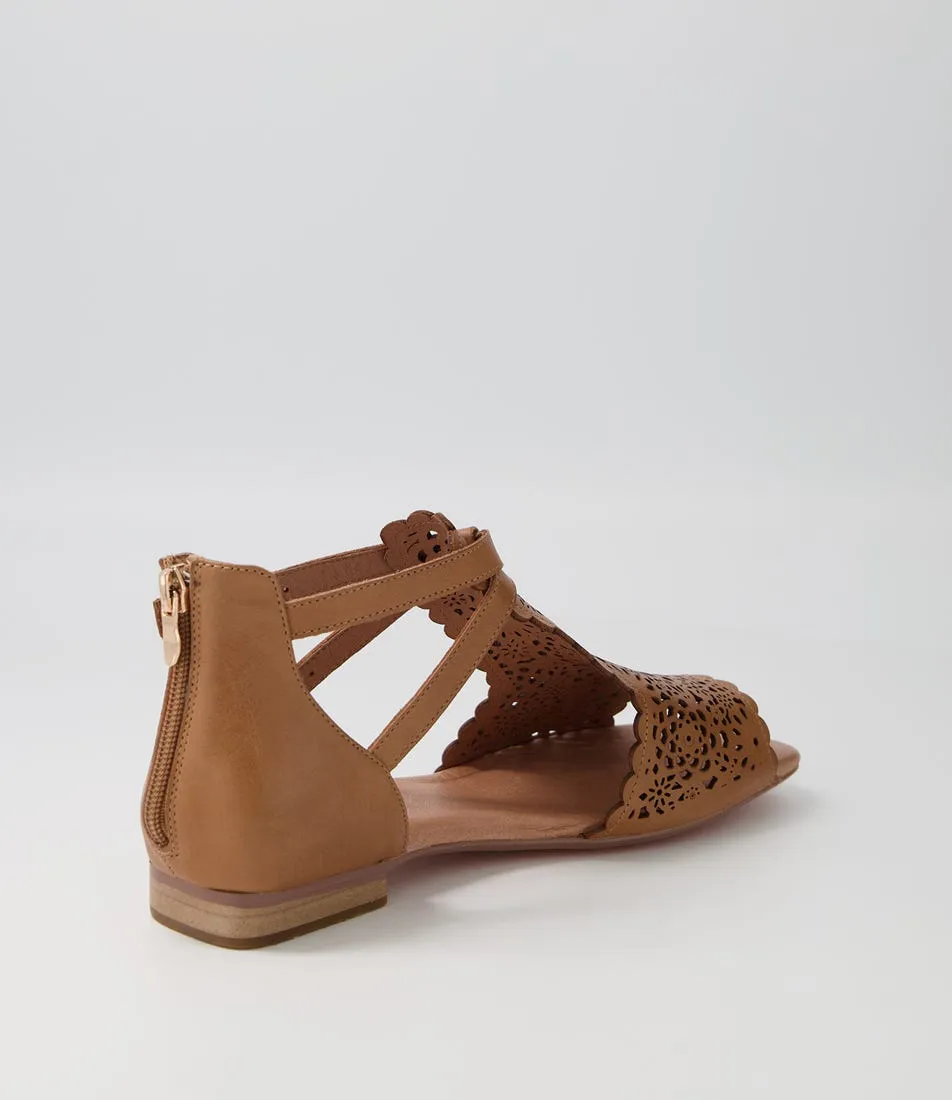 DJANGO & JULIETTE Paedan Tan Leather Sandals