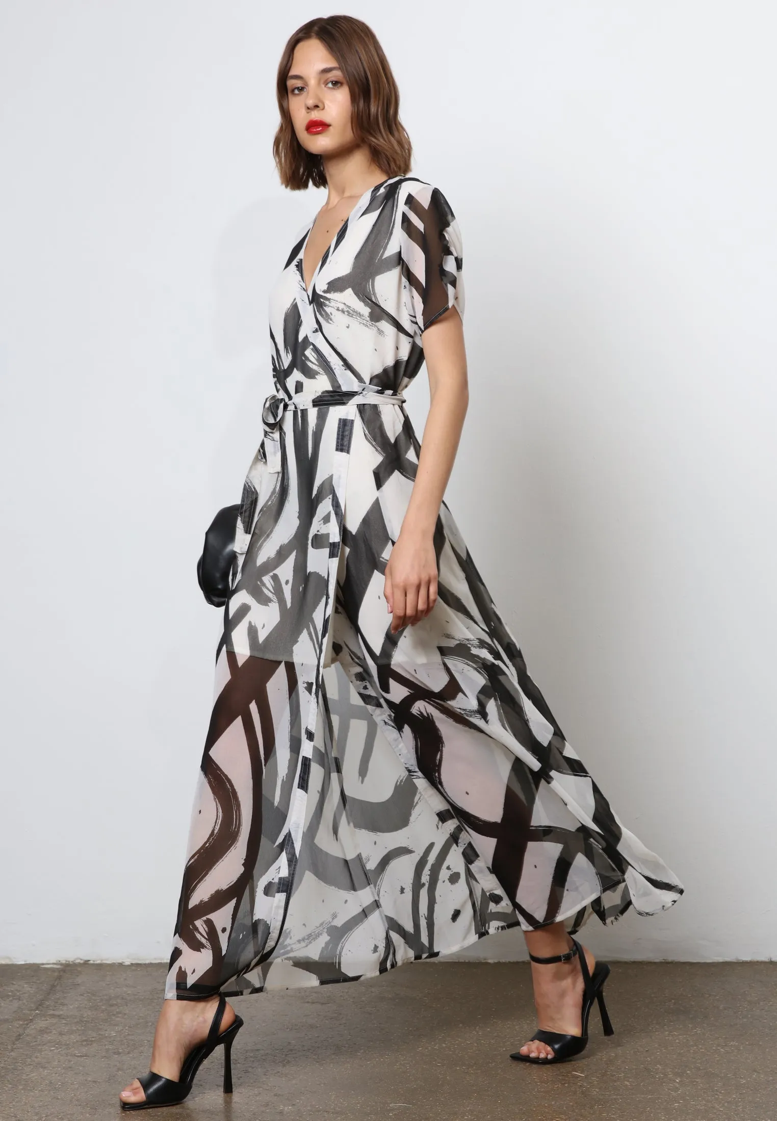 DUSK MAXI DRESS WHITE & BLACK