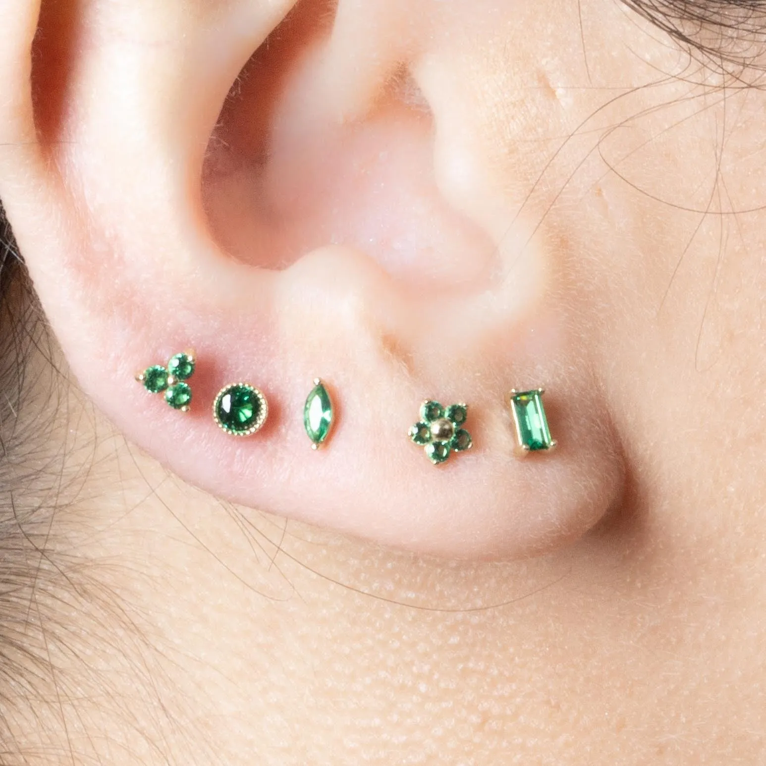 Flat Back Stud with Emerald Baguette Detail