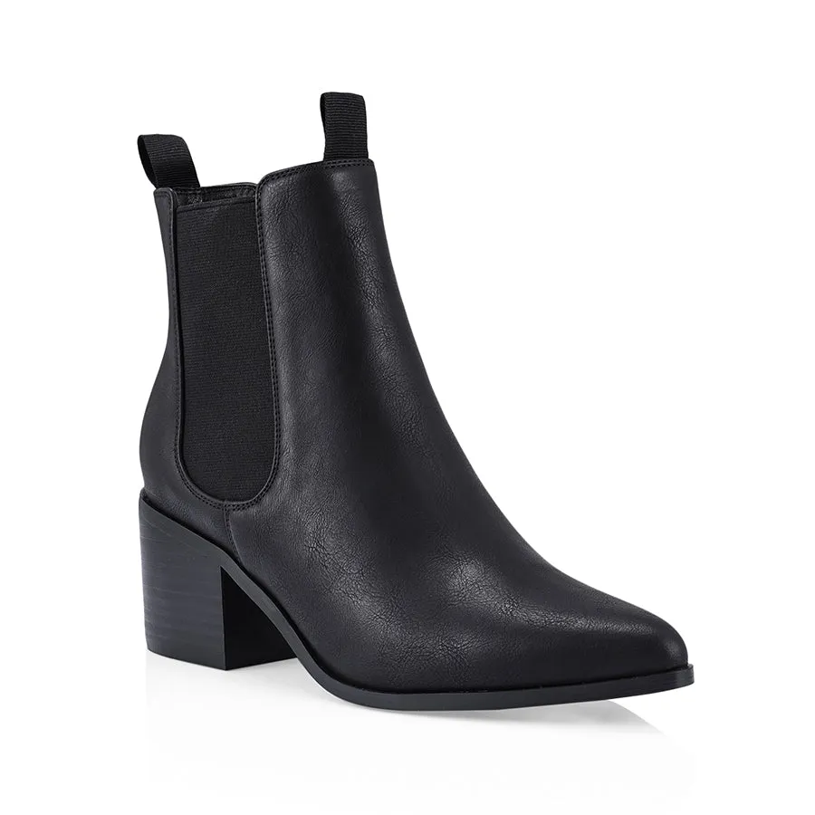 Filo Chelsea Ankle Boots - Black Softee