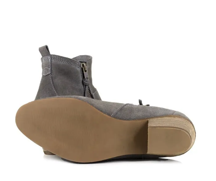 Grey Suede Boots by Roxy