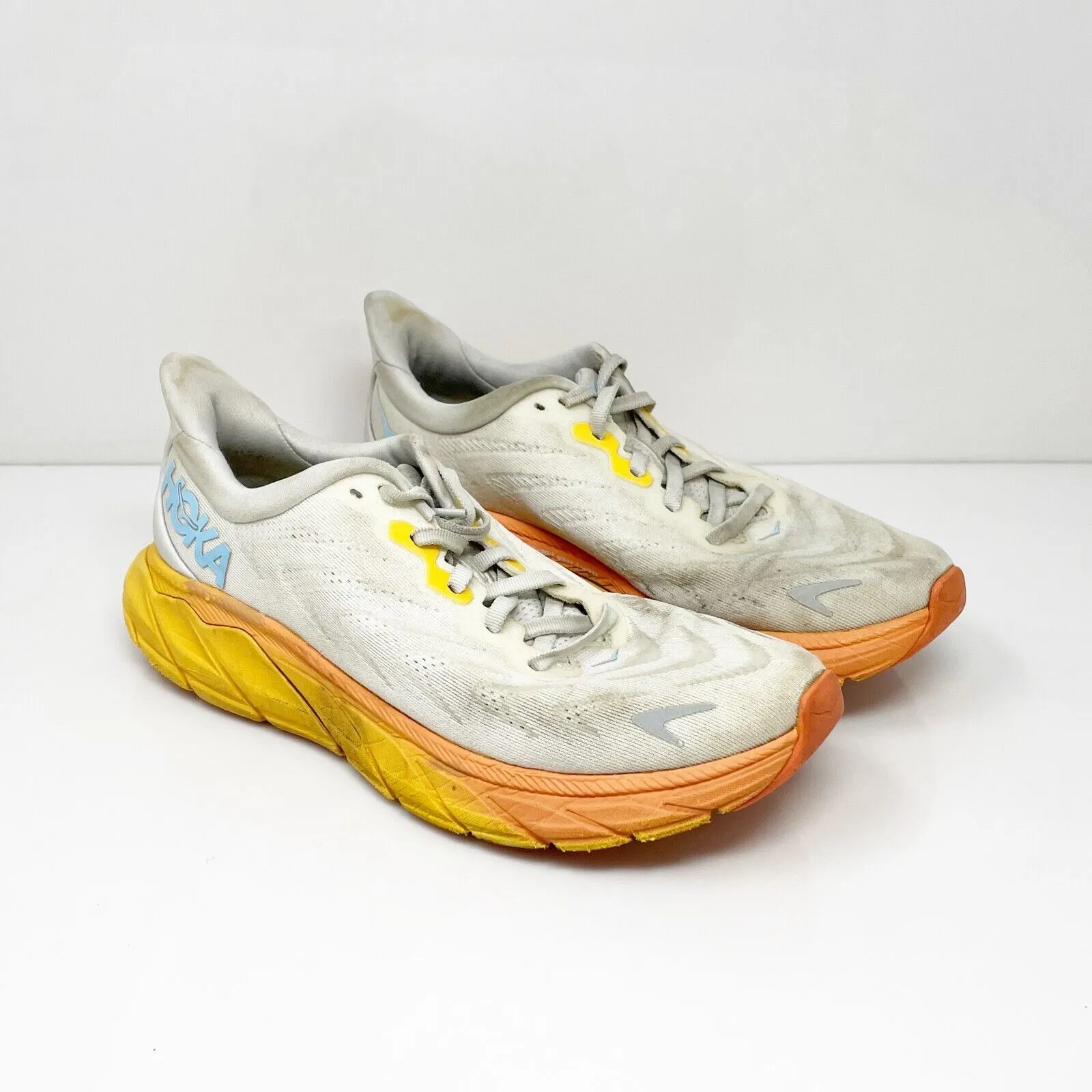 Hoka One One Womens Arahi 6 1123195 NCBDB White Running Shoes Sneakers Size 8 B