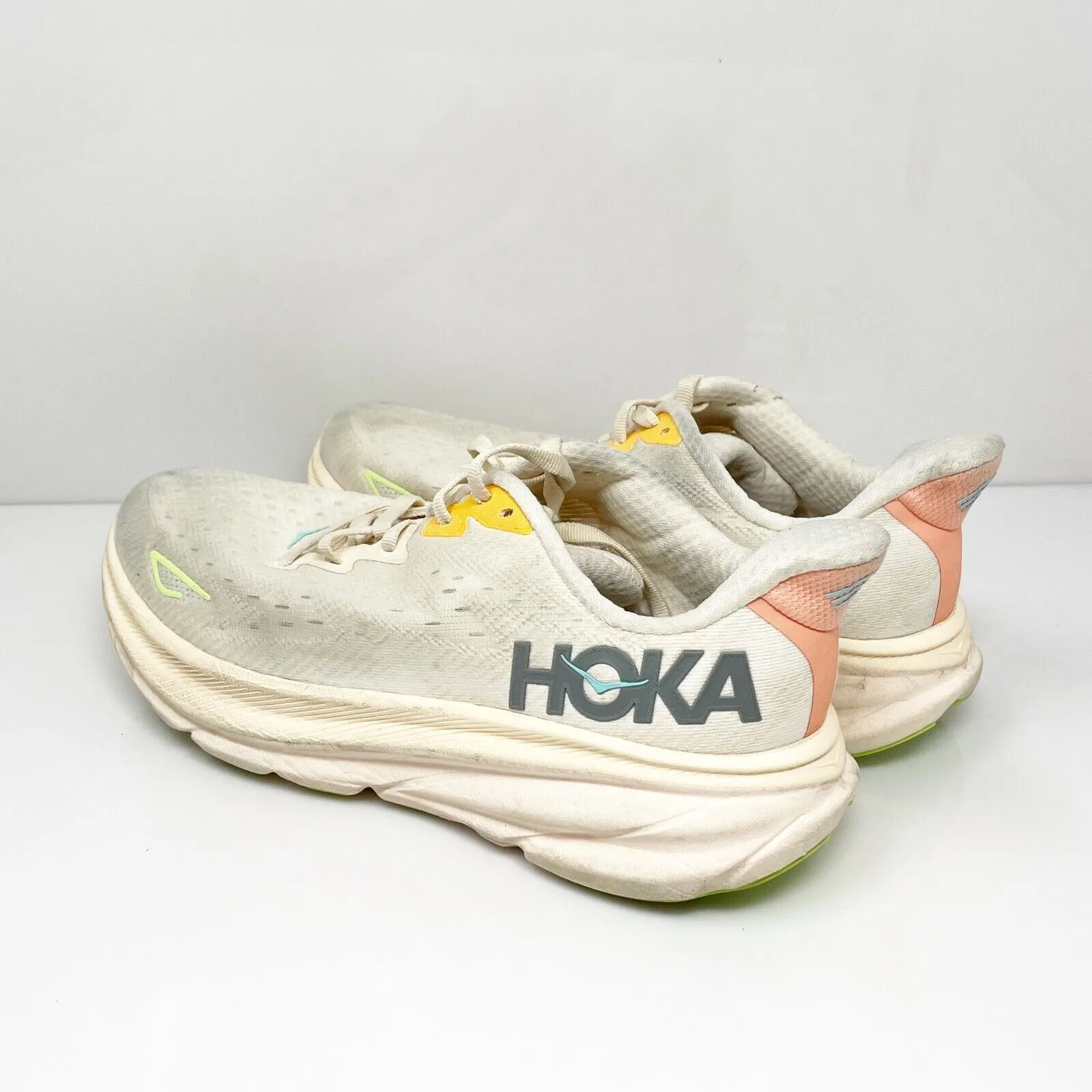 Hoka One One Womens Clifton 9 1127896 VLS Beige Running Shoes Sneakers Sz 9.5 B