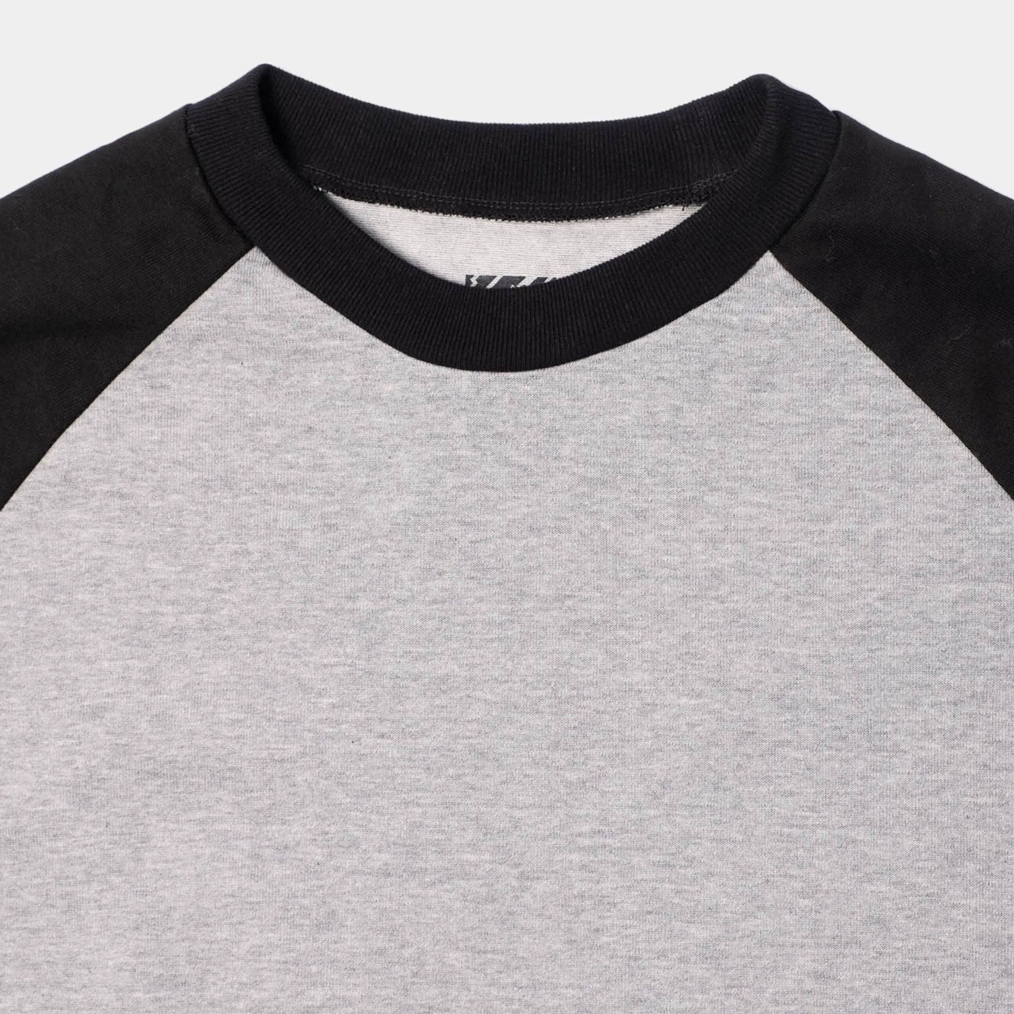 is-ness Balloon Raglan Long Sleeve T-Shirt - Grey/Black