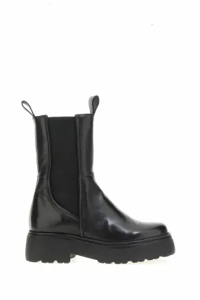 High Chelsea Boots