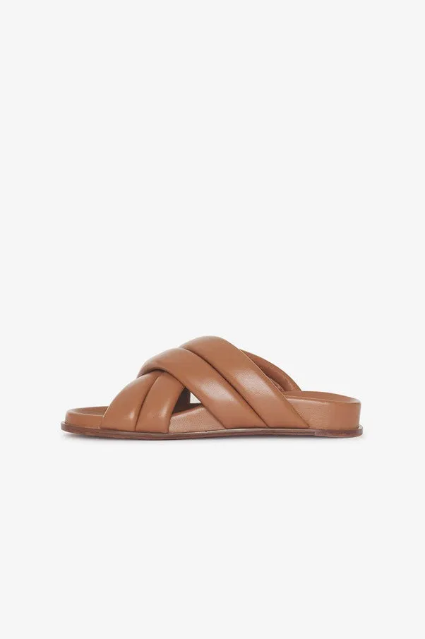 Lizzie Slides | Cognac