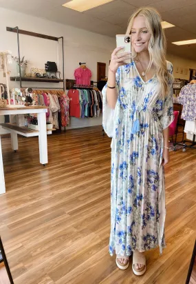 Maxi Dress with Floral Print and V-Neck