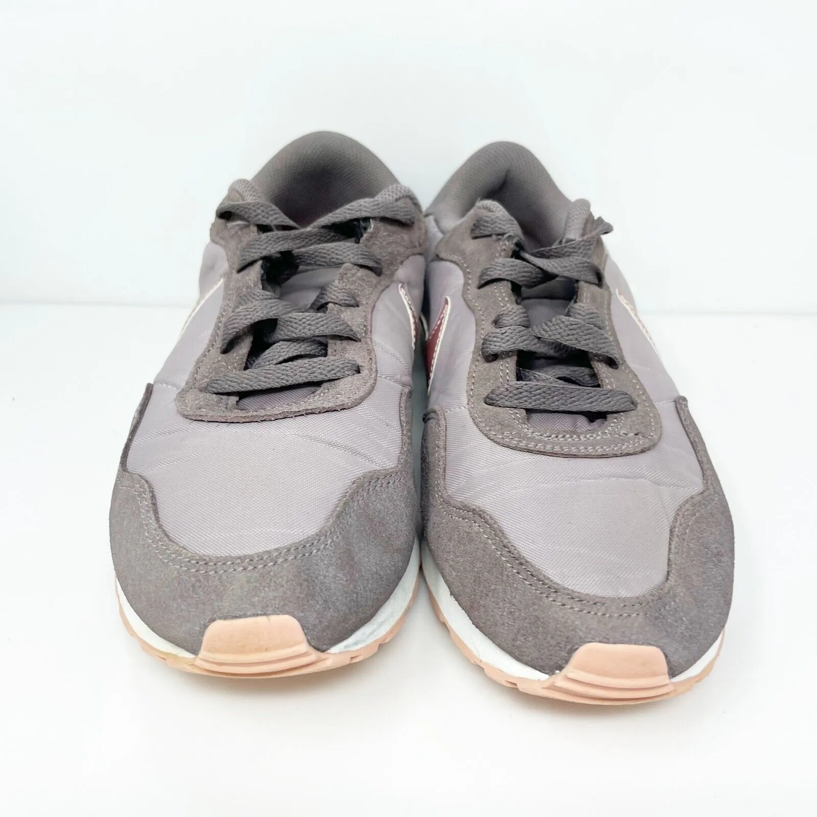 Nike Boys MD Valiant CN8558-200 Gray Running Shoes Sneakers Size 6.5Y