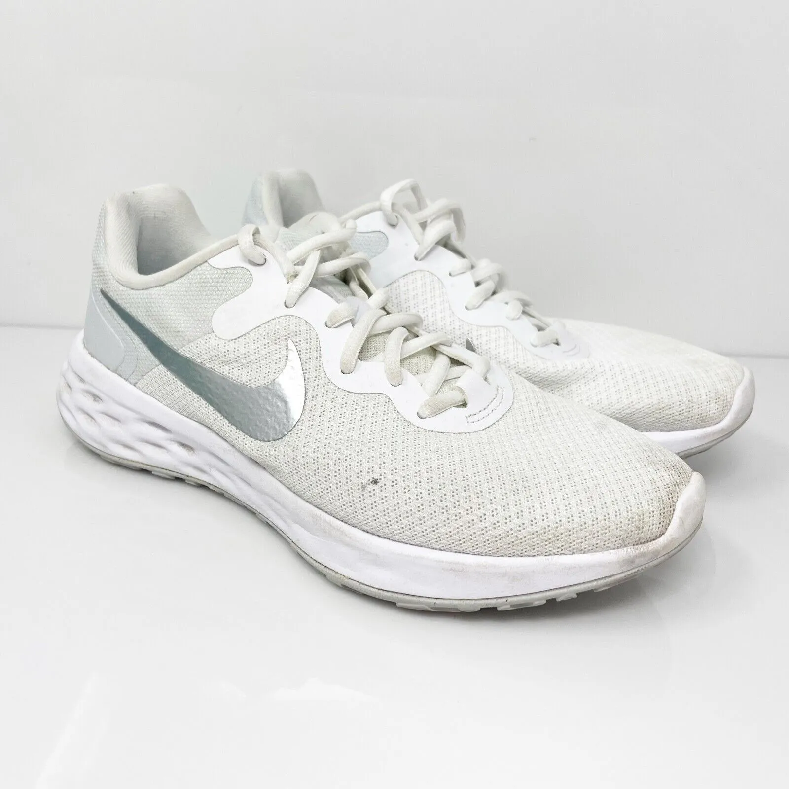 Nike Womens Revolution 6 DC3729-101 White Running Shoes Sneakers Size 8