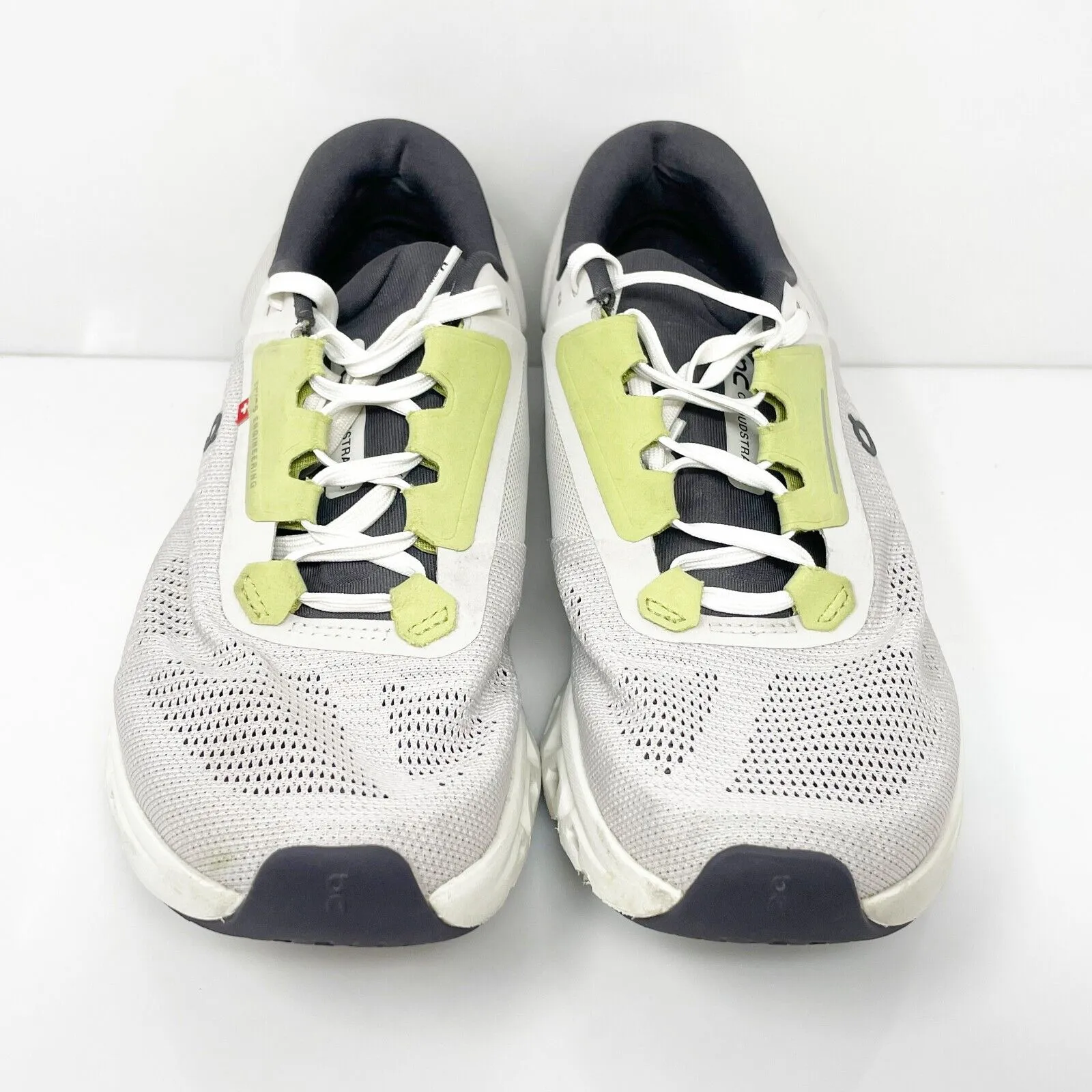 On Womens Cloudstratus 3 Gray Running Shoes Sneakers Size 8