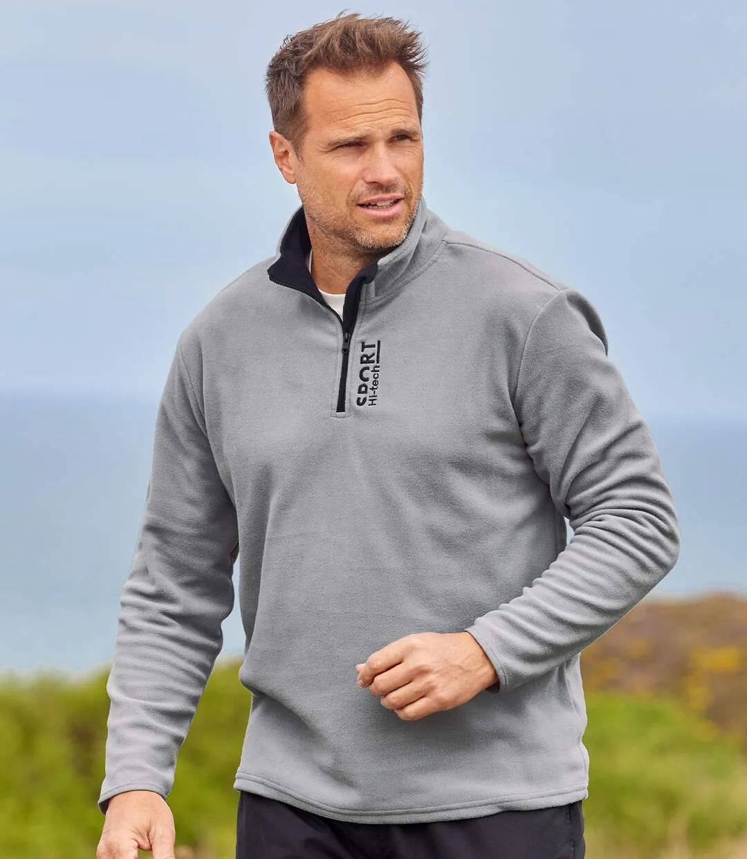 2-Pack Men's Microfleece Jumpers in Grey and Black.