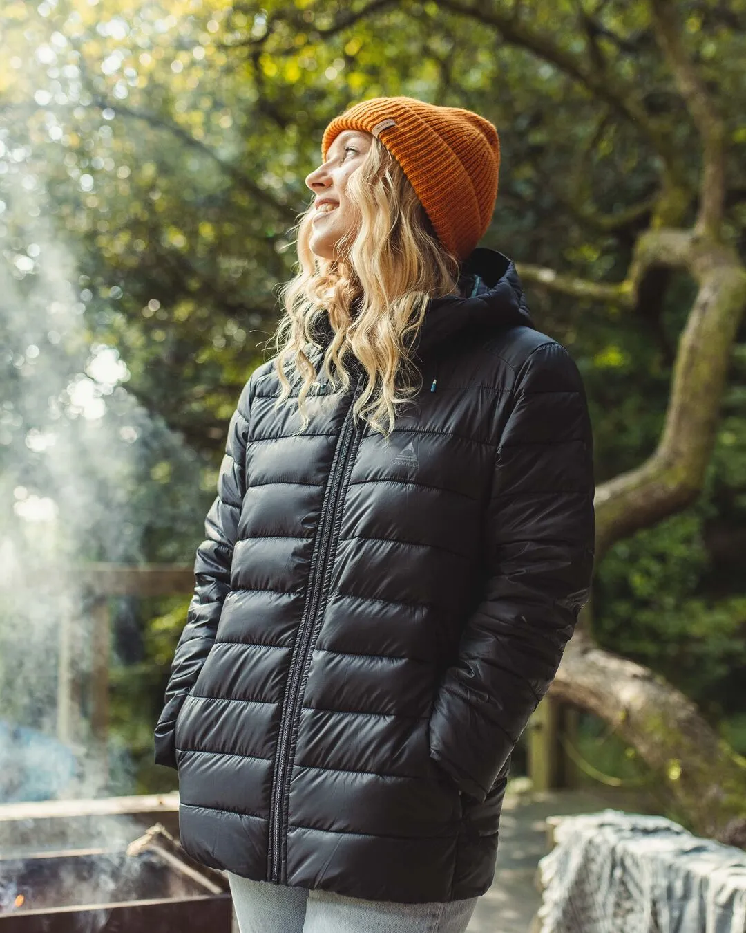 Pow Insulated Jacket in True Black