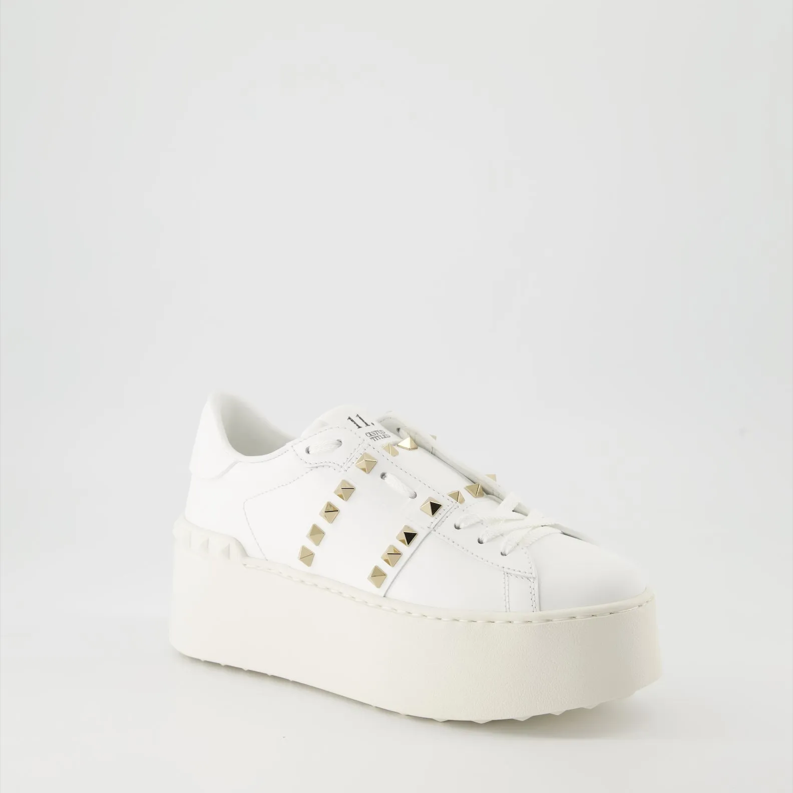 Rockstud Untitled Leather Flatform Sneakers