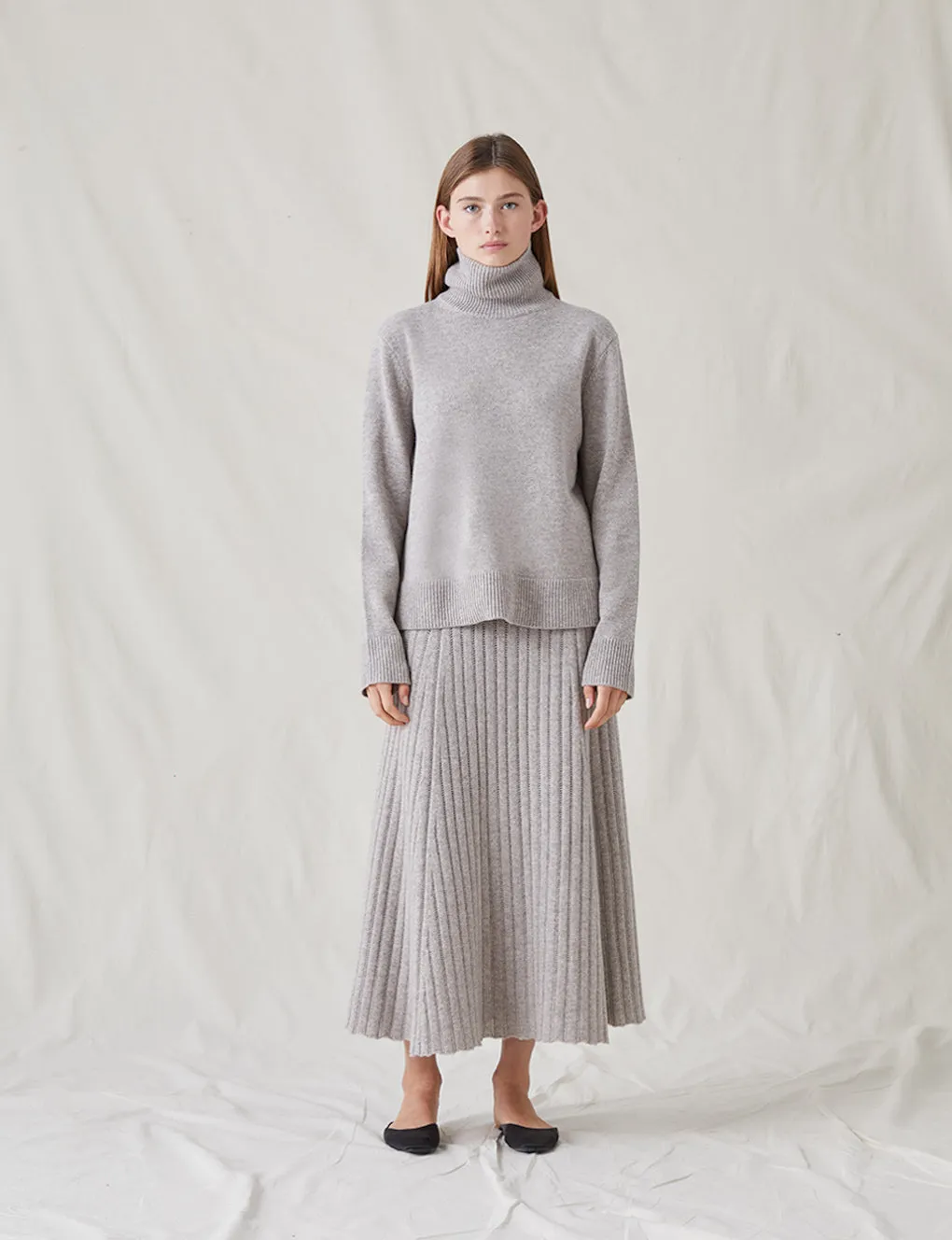 The Cashmere Knit Skirt