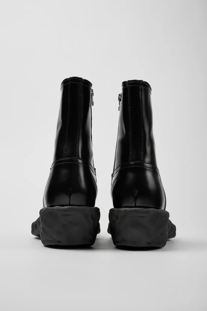 Black Leather Boots with Venga