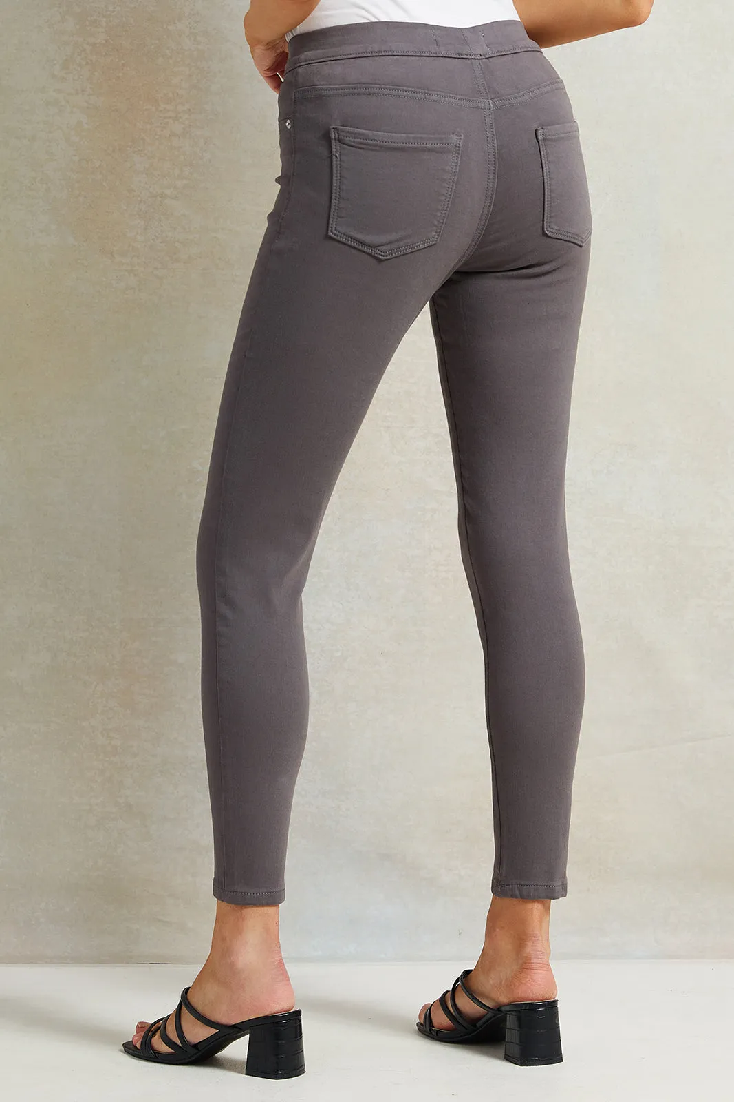 Women Grey Skinny Knit Jegging