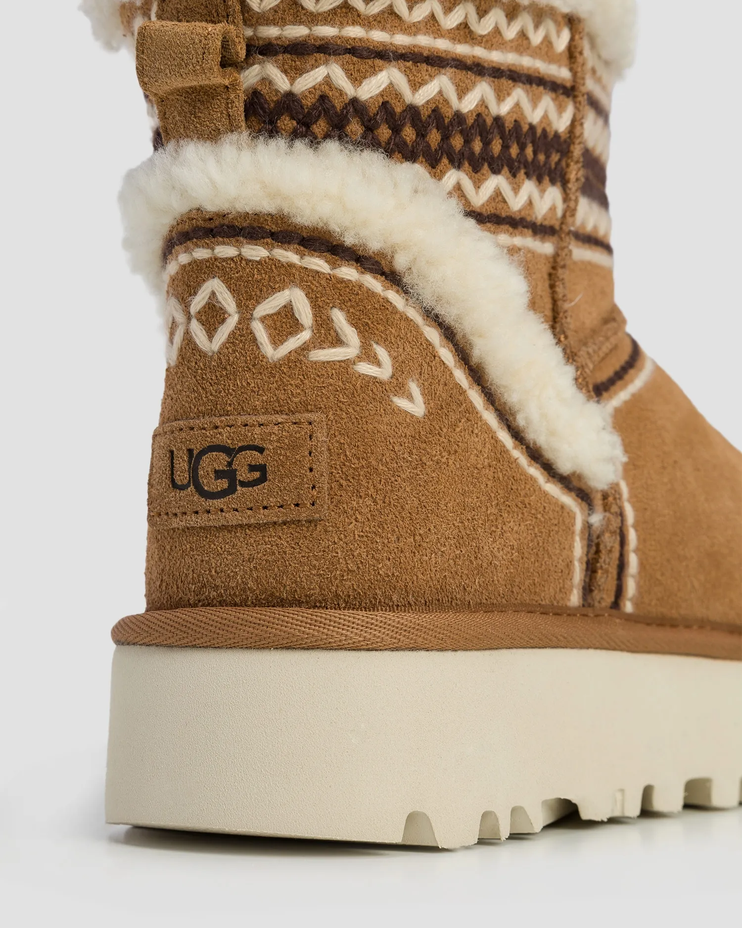 Women's boots UGG Classic Mini Atherson brown 1158281-che