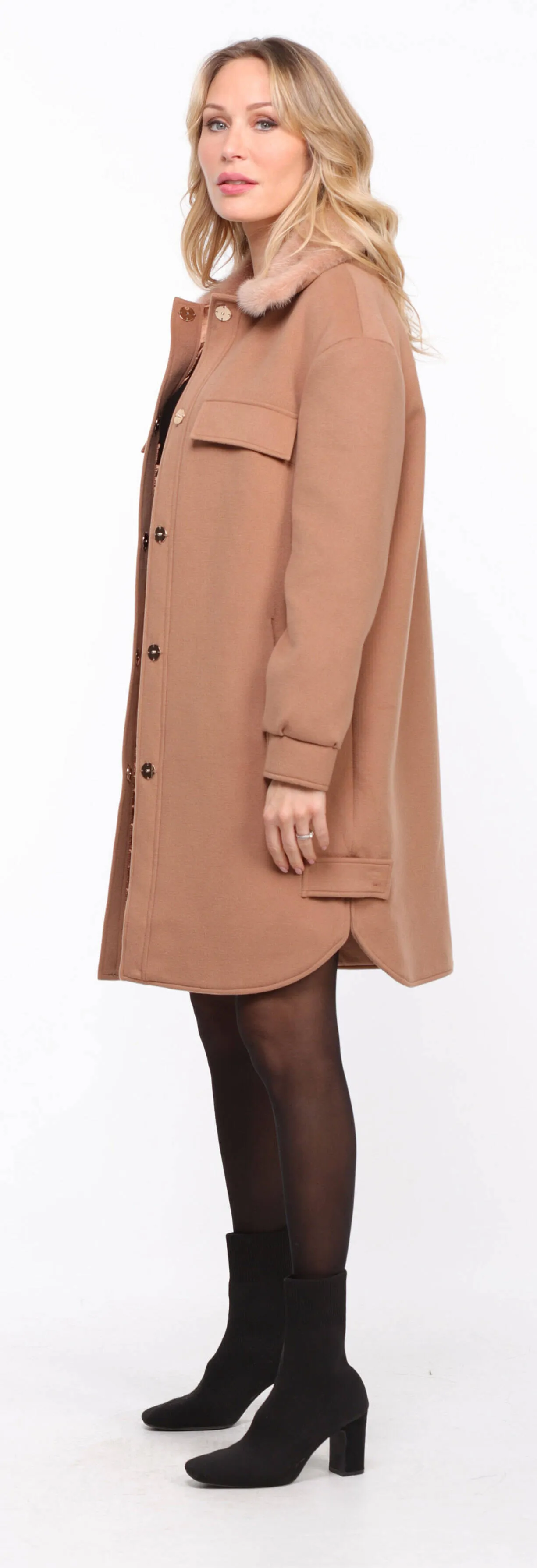 ‘hea’ Women's Fabric Coat with Gold Mink Collar