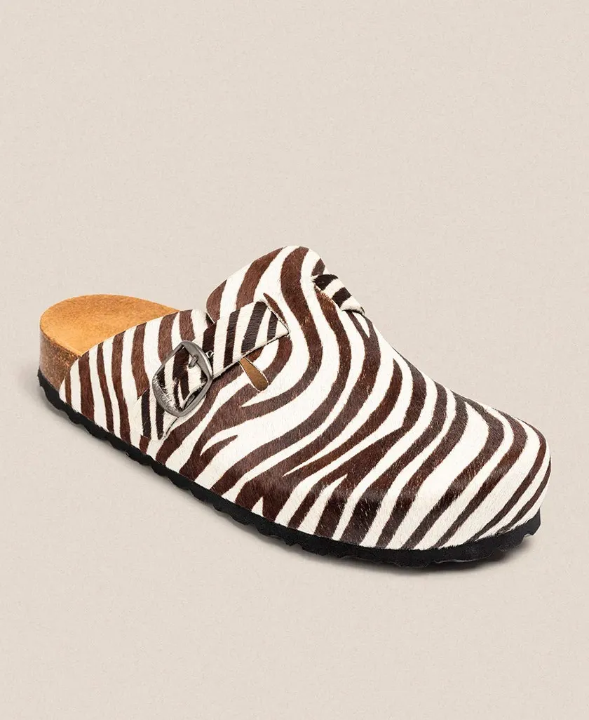 Yokono Zueco 599 Zebra Print Flat Shoe Clog